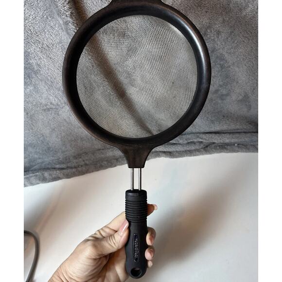 FARBERWARE Hand Strainer Fine Mesh Black‎ Molded Handle 14” - Picture 3 of 12